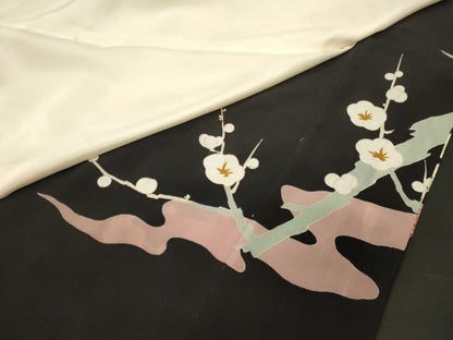平和屋着物■豪華黒留袖　刺繍　尾長鳥枝梅文　金彩　正絹　逸品　CABN4579oy