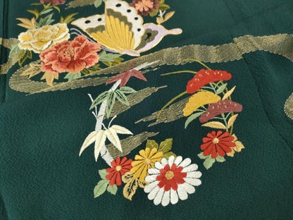 平和屋着物●豪華振袖　総刺繍　駒刺繍　流水花蝶文　正絹　逸品　CABN4859ut