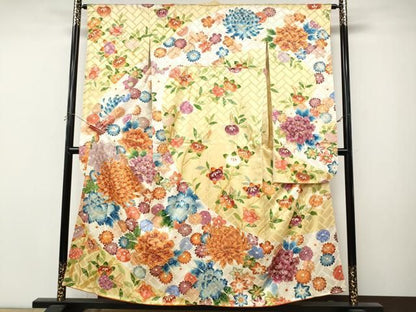 平和屋着物●豪華振袖　駒刺繍　舞花文　金彩　正絹　逸品　CABN4861ut