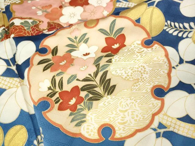 平和屋着物●十日町老舗ブランド　吉澤友禅　吾妻徳穂　振袖　駒刺繍　雪輪草花文　金彩　正絹　逸品　CABN4873ut