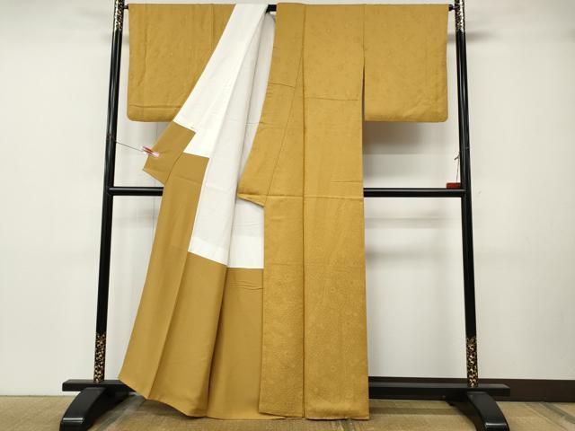 平和屋着物●上質な色無地　舞花地紋　山吹茶色　正絹　逸品　CABN4884ut