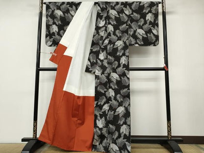 平和屋着物●上質な紬　舞蝶文　正絹　逸品　CABN4968ut