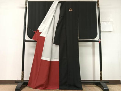平和屋着物●小振袖　縞地紋　黒地　洗える着物　CABN6016vp