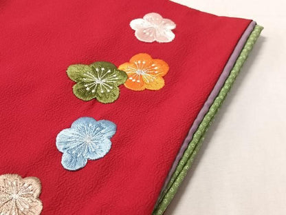 平和屋着物●世界的ファッションデザイナー　山本寛斎　kansaiブランド　小振袖　刺繍　梅花文　緋色　洗える着物　CABN6017vp