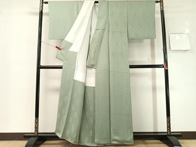 平和屋着物●上質な色無地　草花地紋　千草鼠色　さが美扱い　正絹　逸品　CABN6030vp