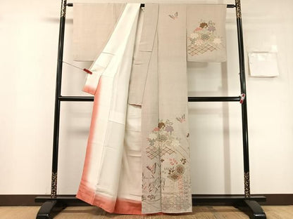 平和屋着物●訪問着　作家物　流水花蝶文　金彩　鬼しぼ縮緬　正絹　逸品　CABN6057vp