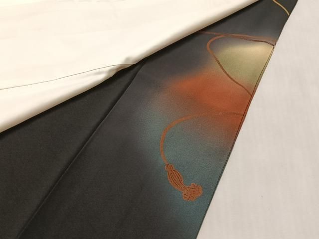 平和屋着物●越後染印傳　根津青宗　黒留袖　文箱花文　暈し染め　金彩　正絹　逸品　CABN6062vp