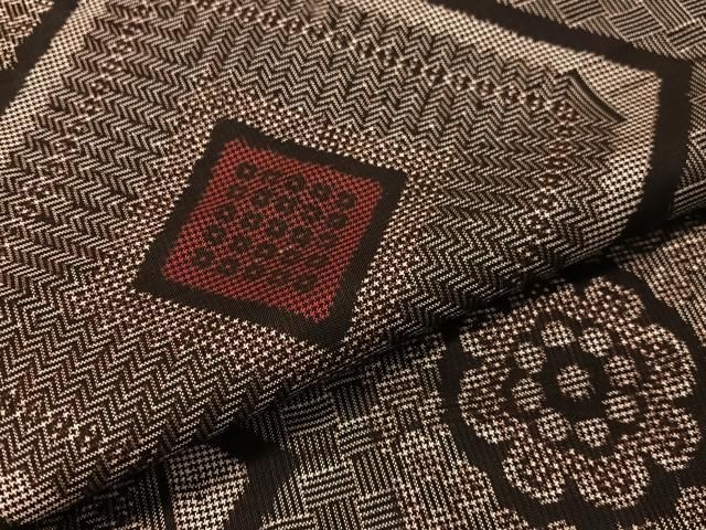 平和屋着物●本場大島紬　龍郷絣　菱花文　正絹　逸品　CABN6082vp