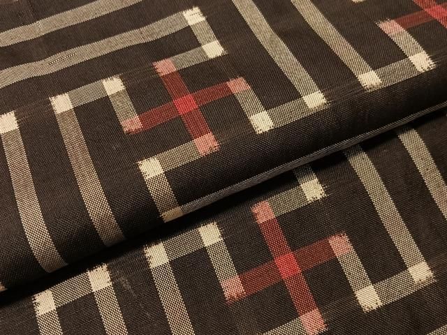 平和屋着物●本場大島紬　龍郷絣　秋名バラ　正絹　逸品　CABN6084vp