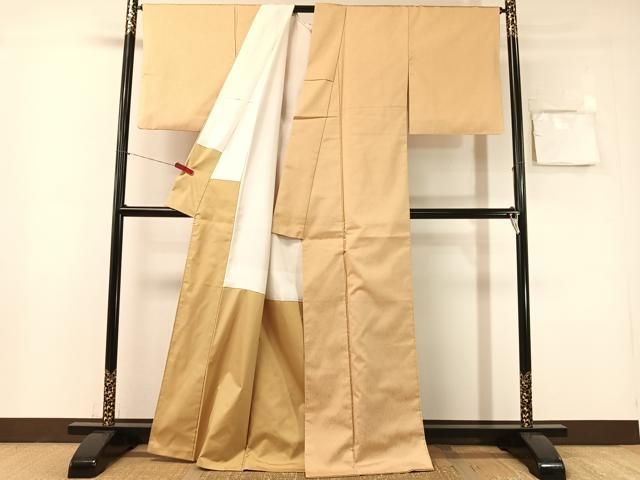 平和屋着物●上質なお召　花唐草地紋　淡香色　正絹　逸品　CABN6115vp