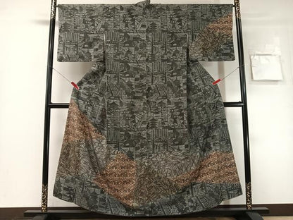 平和屋着物●訪問着　紬地　刺繍　型染め　切嵌千鳥風景文　正絹　逸品　CABN6130vp