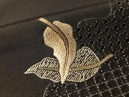 平和屋着物●本場縞大島紬　訪問着　中国三大刺繍　スワトウ刺繍　総刺繍　道長舞葉文　正絹　逸品　CABN6321vp