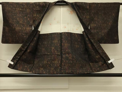 平和屋着物＃羽織　お召地　飛鶴草花文　黒地　正絹　逸品　未使用　CABN6928in