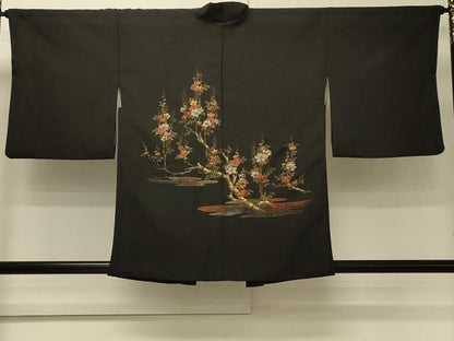 平和屋着物＃羽織　寿光織　枝花文　黒地　金糸　正絹　逸品　CABN6932in