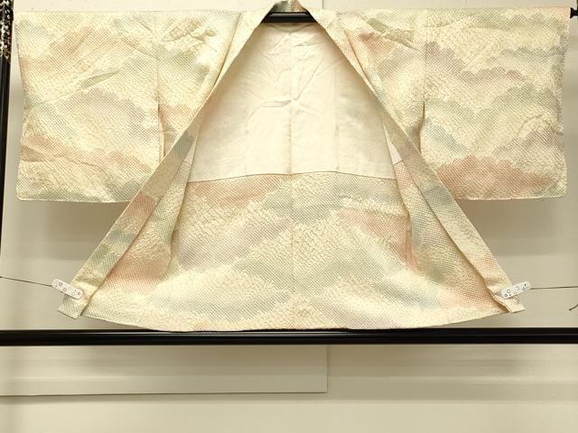 平和屋着物＃羽織　総絞り　雲取り文　正絹　逸品　CABN6936in