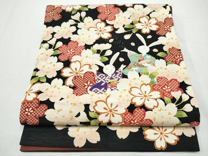 平和屋着物● WAKKA　ワッカ  全通柄　京袋帯　兎　舞桜文　黒地　金糸　正絹　逸品　CABN8148hy
