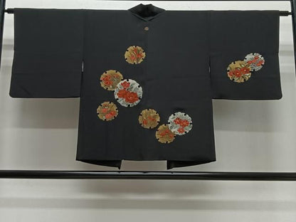 平和屋着物＃羽織　雪輪草花文　黒地　金銀彩　正絹　逸品　CABN9378ua