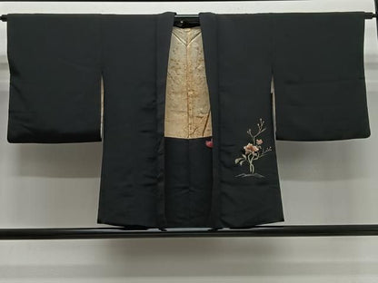 平和屋着物＃羽織　総刺繍　草花文　黒地　金糸　正絹　逸品　CABN9395ua