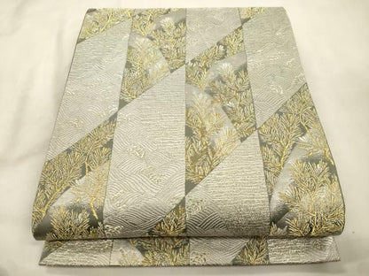 平和屋着物●六通柄袋帯　献上松波文　金銀糸　正絹　逸品　CABN9644dy