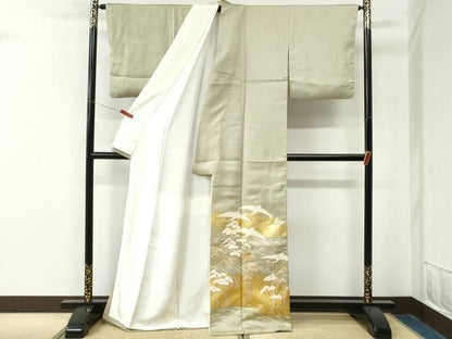 平和屋着物●豪華色留袖　作家物　駒刺繍　飛鶴浜松文　金彩　正絹　逸品　CABO0055yc