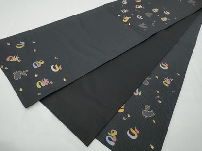 平和屋着物●六通柄袋帯　兎　黒地　金糸　正絹　逸品　CABO1677hy