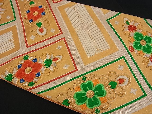 平和屋着物□六通柄袋帯 唐織 檜垣花唐草文 金銀糸 逸品