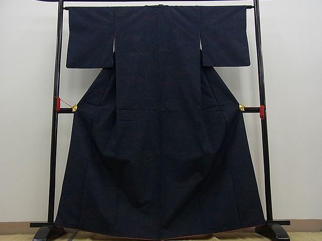 平和屋着物■上質な紬　花唐草文　逸品　n-ck1396