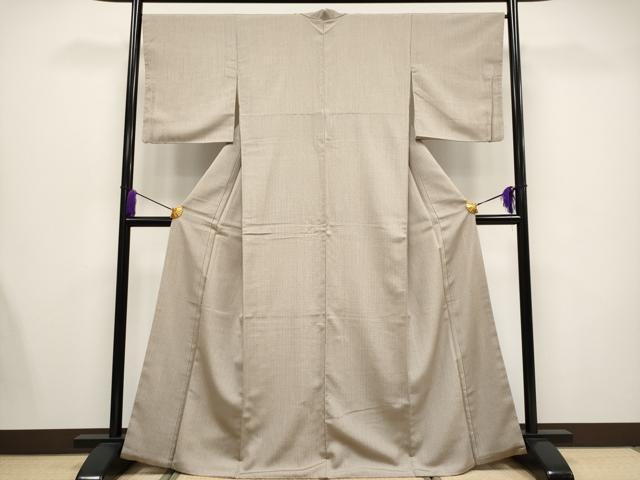 平和屋本店■希少　「美しいキモノ」お馴染みのメーカー　となみ織物　仙福屋宗介　お召　白橡色地　証紙付き　逸品　CYAA1532s5