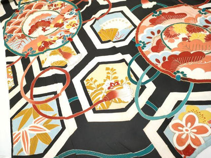 平和屋本店●極上 アンティーク 大正ロマン 振袖 駒刺繍 亀甲鏡裏文 黒地 金彩 逸品 CYAA1583s5