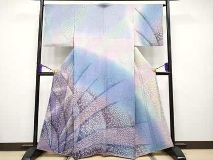 平和屋本店■極上　十日町　名門　滝泰謹製　中国三大刺繍　相良刺繍　訪問着　朧染　襲絞り　舞花文　金通し地　逸品　未使用 CYAA1631s5