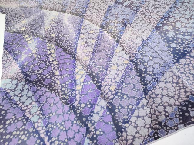 平和屋本店■極上　十日町　名門　滝泰謹製　中国三大刺繍　相良刺繍　訪問着　朧染　襲絞り　舞花文　金通し地　逸品　未使用 CYAA1631s5