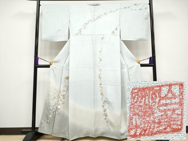 平和屋本店■極上　山口美術織物　皇室　伊勢神宮御用　西陣織　訪問着　総刺繍　檜扇枝垂れ花文　暈し染　金銀彩　白藍色 逸品 CYAA1641s5