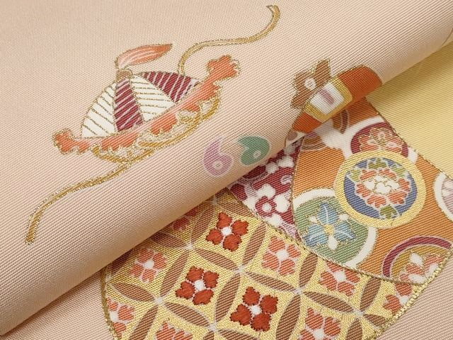 平和屋本店■極上　塩瀬　九寸名古屋帯　刺繍　兎　宝尽くし　金彩　薄香色地　逸品　CYAA1701s5