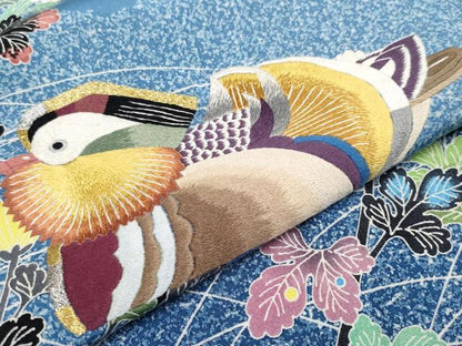 平和屋本店■極上　人間国宝　羽田登喜男　TOKIOetTOKI　訪問着　刺繍　鴛鴦花蝶文　金銀糸　薄花色地　逸品　CYAA2112s5