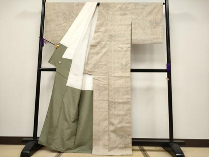 平和屋本店●極上　本場結城紬　重要無形文化財　100亀甲　雲取り枝椿文　井上商事謹製　ほていや扱い　証紙付き　逸品　CYAA4303s6