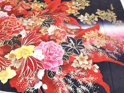平和屋本店■極上　華道家　假屋崎省吾プロデュース　きものの世界　振袖　刺繍　草花文　暈し染め　金銀彩　濃紺地　逸品　CYAA2200s5