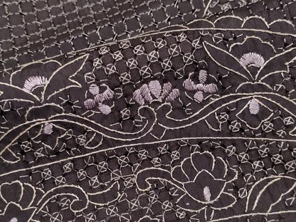 平和屋本店■極上　中国三大刺繍　スワトウ刺繍　総刺繍　訪問着　正倉院更紗花唐草文　黒紅色地　逸品　CYAA2210s5