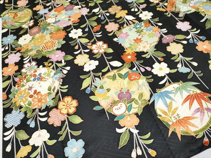平和屋本店■極上　振袖　駒刺繍　花丸文　黒地　金彩　逸品　CYAA2211s5