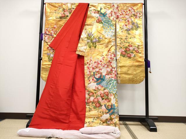 平和屋本店■極上　中国三大刺繍　相良刺繍　駒刺繍　色打掛 和装 婚礼 結婚式 花嫁 神社挙式　唐織　孔雀草花文　金糸　逸品　CYAA2220s5
