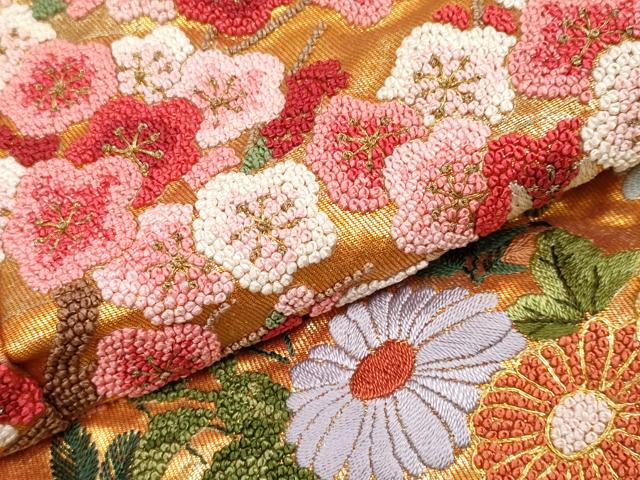 平和屋本店■極上　中国三大刺繍　相良刺繍　駒刺繍　色打掛 和装 婚礼 結婚式 花嫁 神社挙式　唐織　孔雀草花文　金糸　逸品　CYAA2220s5