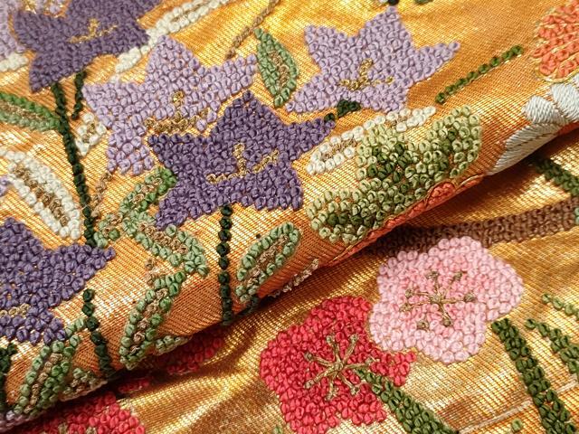 平和屋本店■極上　中国三大刺繍　相良刺繍　駒刺繍　色打掛 和装 婚礼 結婚式 花嫁 神社挙式　唐織　孔雀草花文　金糸　逸品　CYAA2220s5