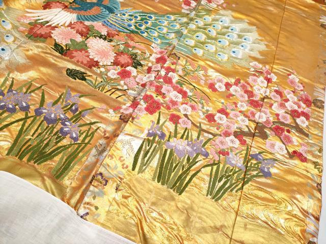 平和屋本店■極上　中国三大刺繍　相良刺繍　駒刺繍　色打掛 和装 婚礼 結婚式 花嫁 神社挙式　唐織　孔雀草花文　金糸　逸品　CYAA2220s5