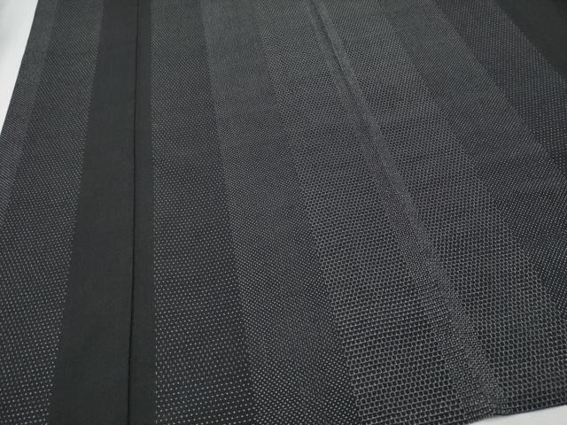 平和屋本店▽極上 本塩沢 単衣 110亀甲 間道 黒地 逸品 CYAA2277s5