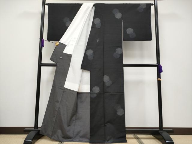 平和屋本店●極上 結城紬 100亀甲 雪輪重ね文 黒地 証紙付き さが美扱い 結城屋謹製 逸品 CYAA2420s5