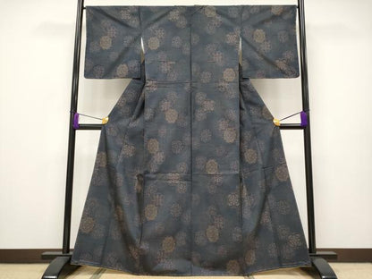 平和屋本店■極上　都喜ヱ門　本場大島紬　9マルキ　泥染め　正倉院文様　藤絹織物謹製　証紙付き　逸品　未使用　CYAA2487s5