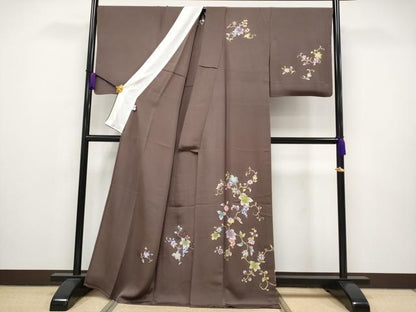 平和屋本店▽極上 岡重謹製 OKAJIMA 訪問着 単衣 葡萄蔦の葉文 金彩 煤竹色地 反端付き やまと誂製 逸品 CYAA2510s5