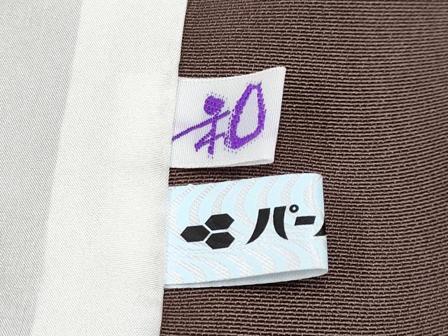 平和屋本店▽極上 岡重謹製 OKAJIMA 訪問着 単衣 葡萄蔦の葉文 金彩 煤竹色地 反端付き やまと誂製 逸品 CYAA2510s5