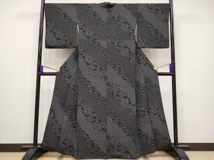 平和屋本店●極上 江戸小紋 斜線枝花文 黒地 鬼しぼ縮緬 逸品 CYAA2599s5
