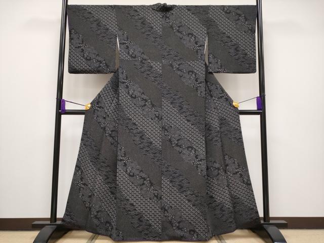 平和屋本店●極上 江戸小紋 斜線枝花文 黒地 鬼しぼ縮緬 逸品 CYAA2599s5