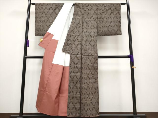 平和屋着物●極上 本場大島紬 7マルキ 変わり七宝文 逸品 CYAA2748s5